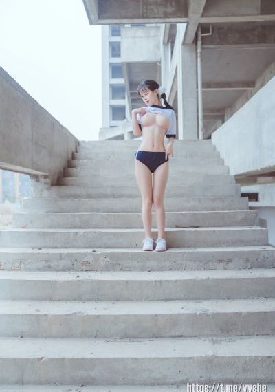 严浩翔